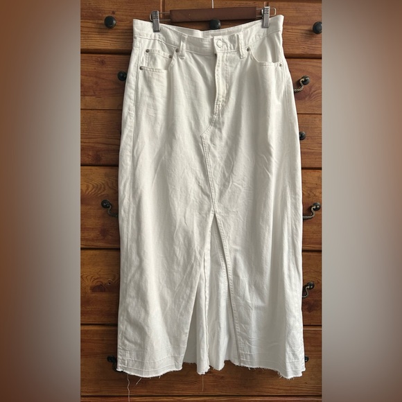 GAP White Denim long skirt women’s size 10 - Picture 2 of 5